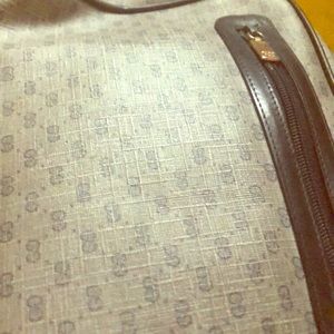 Vintage 80’s Gucci Crossbody